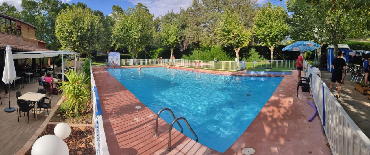 Camping El Pinajarro Hervás المظهر الخارجي الصورة